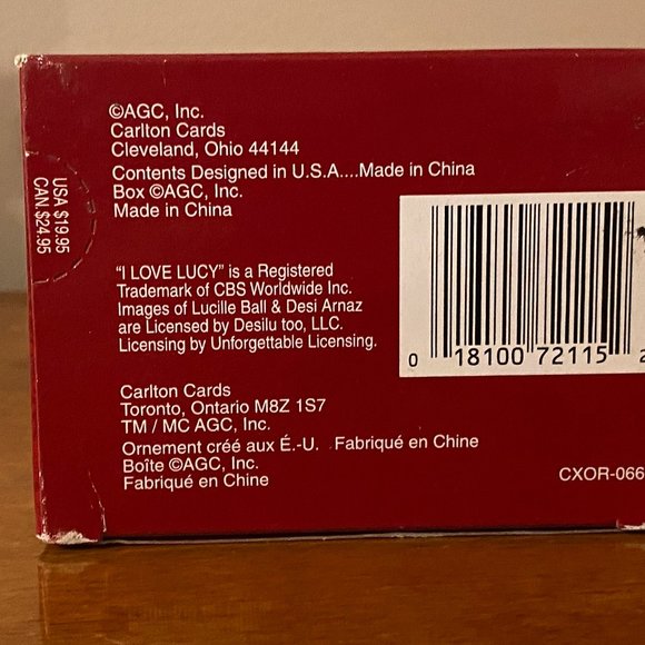 Carlton Cards - Lucy's Havin' a stomp' good time ornament - Picture 3 of 3